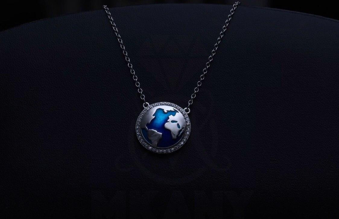 My World Necklace